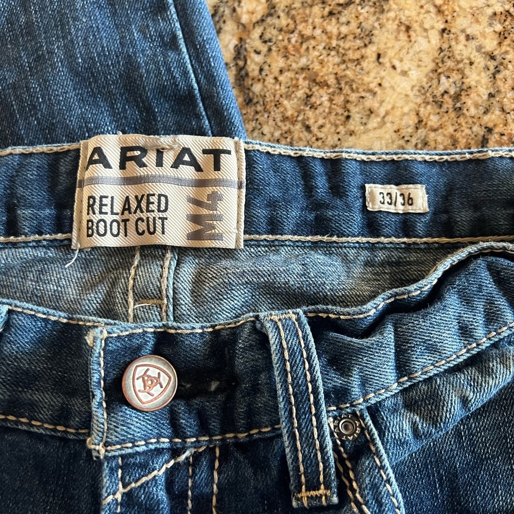 Ariat M4 Relaxed Boot Cut Jeans in Classic Blue - Picture 3 of 4
